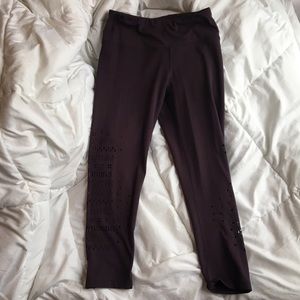 yogalicious cropped legging